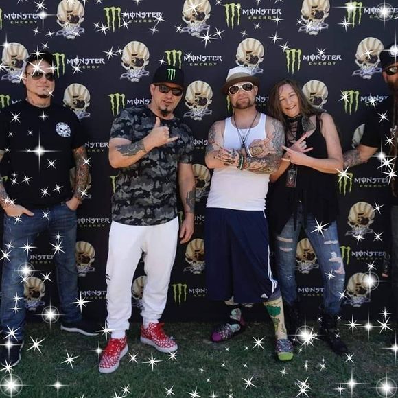 Meet your Posher, Lisa - Picture 1 of 1